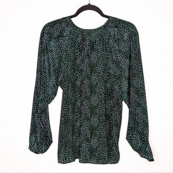 Tucker The Classic Blouse Emerald Spots in Silk Crepe de Chine - Picture 10 of 10
